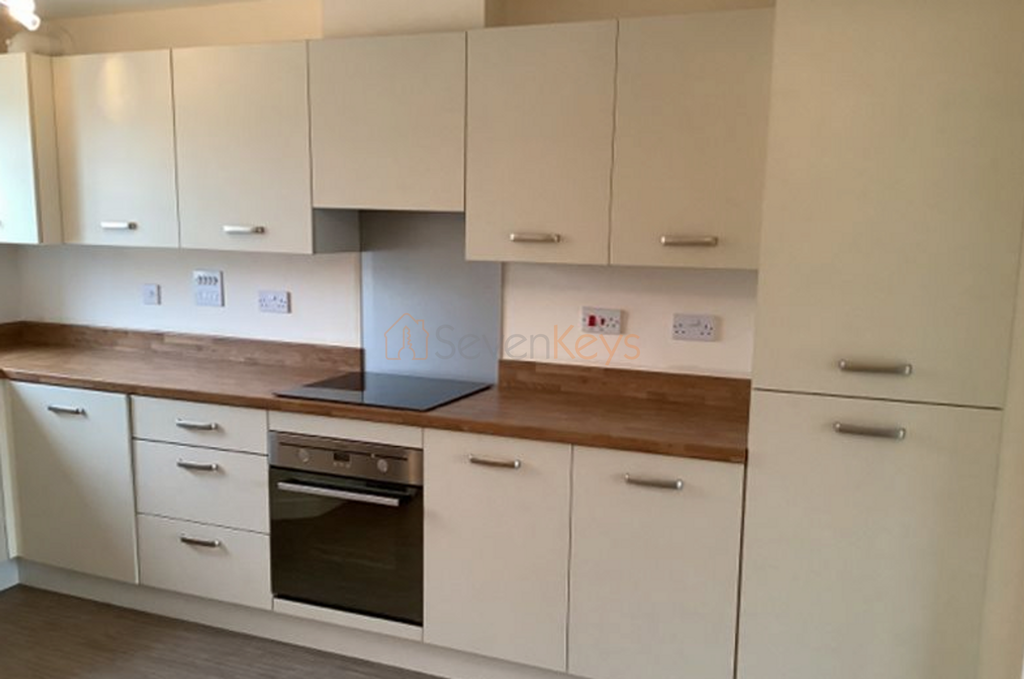 Property photo 2 of 4 Kitchen
