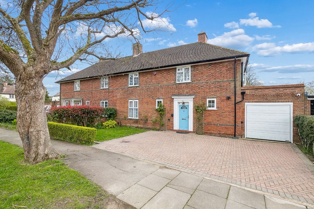 Property photo 1 of 38 5004220