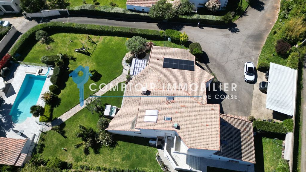 Property photo 1 of 61 6-Bedroom Villa Of 262 m2 With Swimming Pool In Moriani Plage