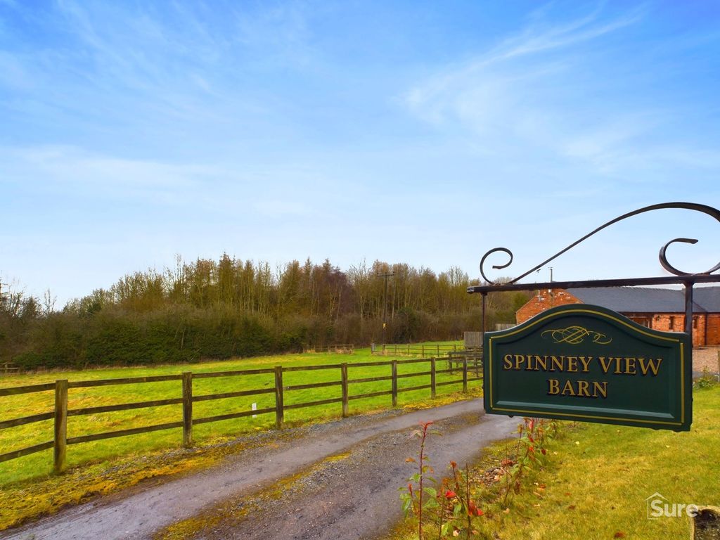 Property photo 2 of 28