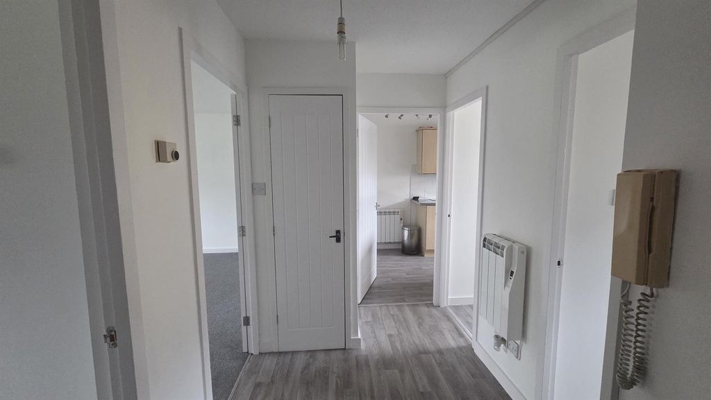 Property photo 2 of 7 20260309_143143.Jpg