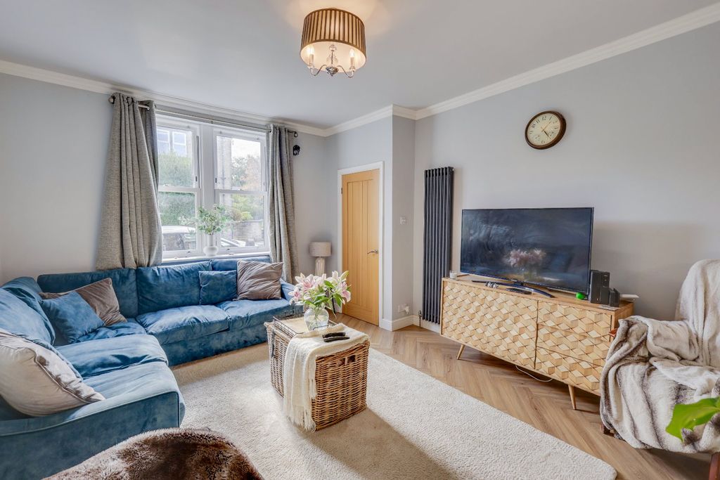 Property photo 2 of 19 Picture No. 20