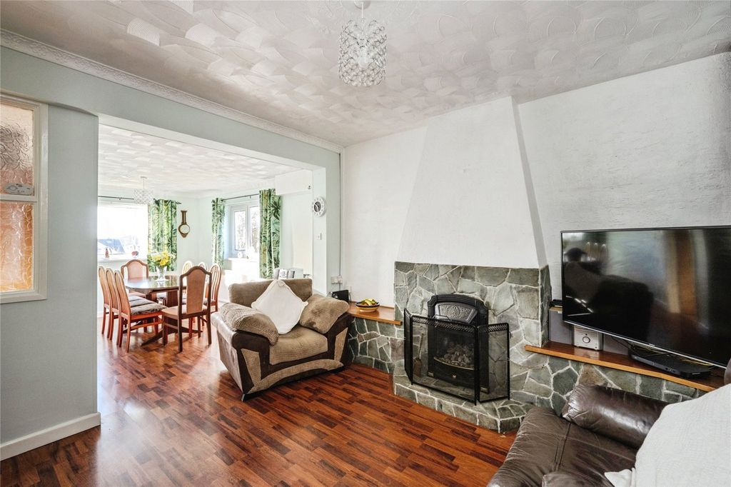 Property photo 2 of 20 Picture No. 74