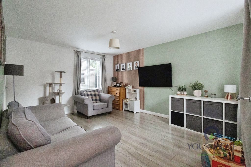 Property photo 2 of 15 Pbox-Img.Jpg