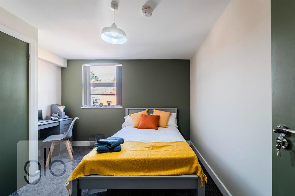Property photo 1 of 54 1.Png