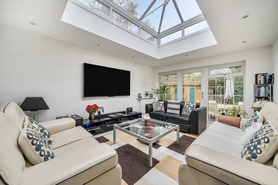 Property photo 3 of 24