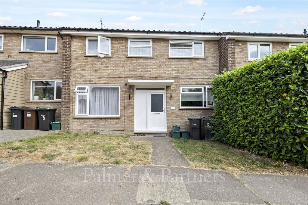 Property photo 1 of 13 External