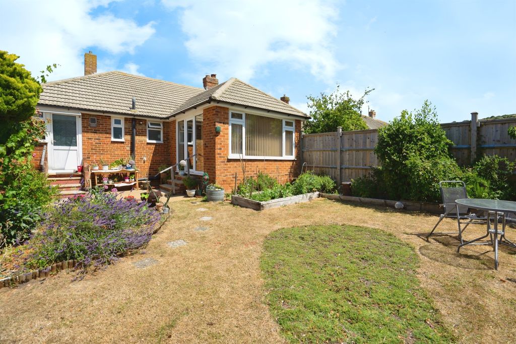 Property photo 3 of 33