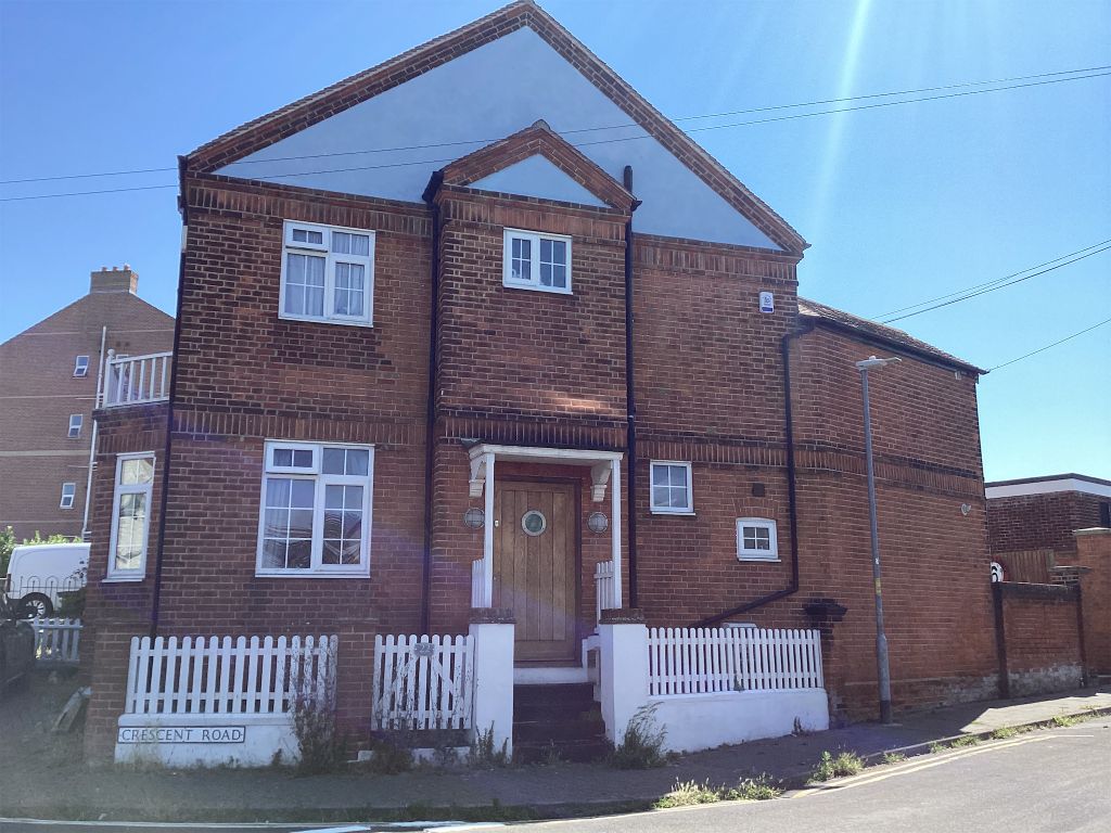 Property photo 1 of 8 Media-1722346392746-2487862056