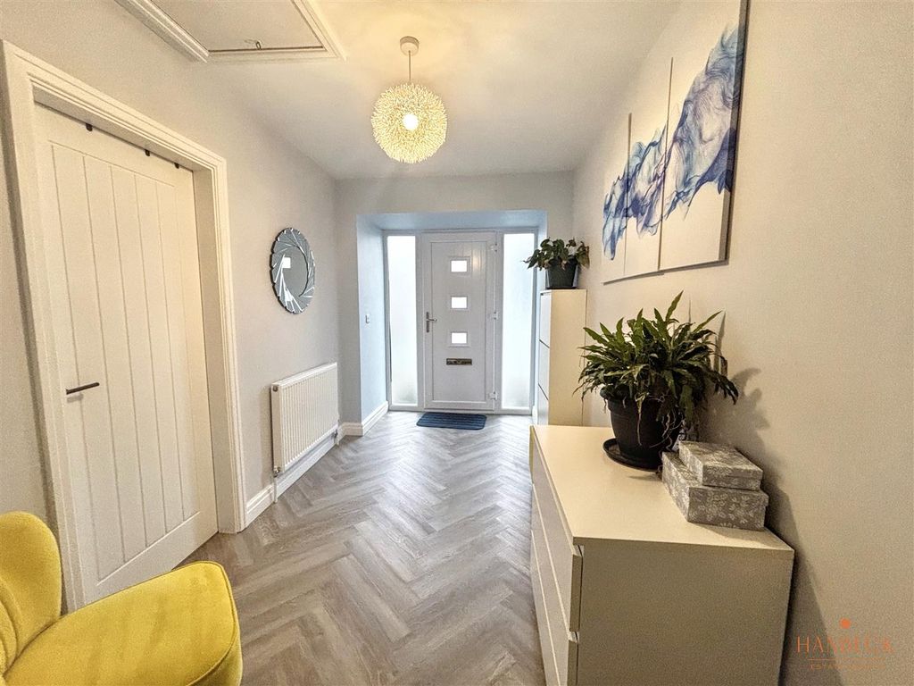 Property photo 2 of 28 Img_9890.Jpg