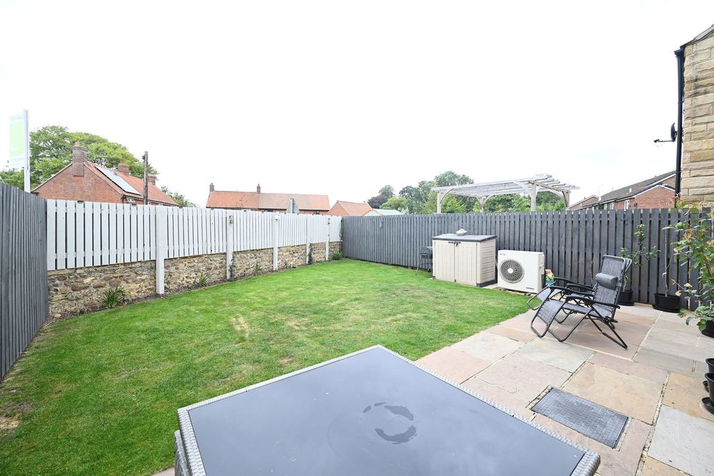 Property photo 3 of 26