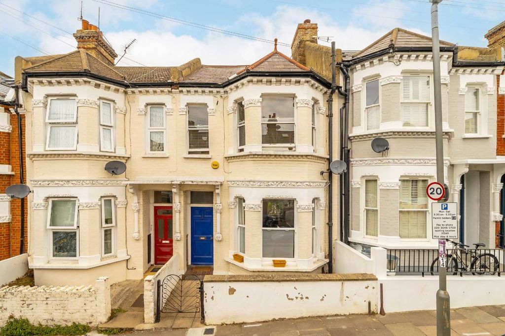 Property photo 1 of 10