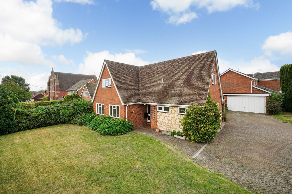 Property photo 1 of 28 1-Chapel-Drive-1036