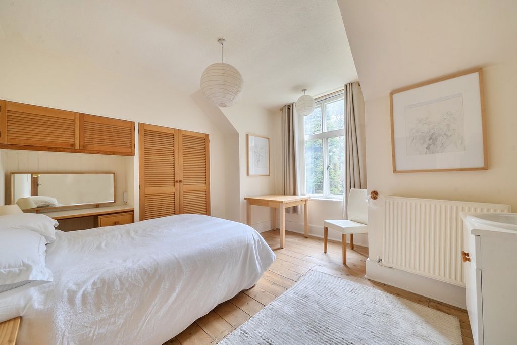 Additional image 16 of 6 bed detached house for saleLeven Avenue, Talbot Woods, Bournemouth BH4