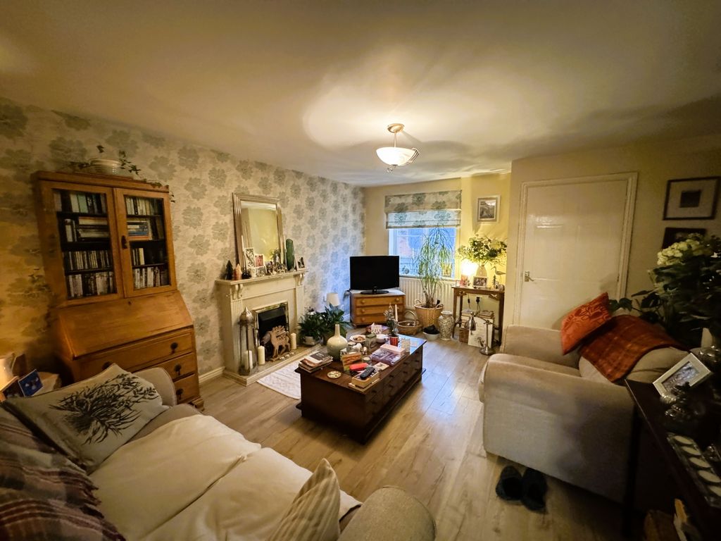 Property photo 3 of 13 Photo 5