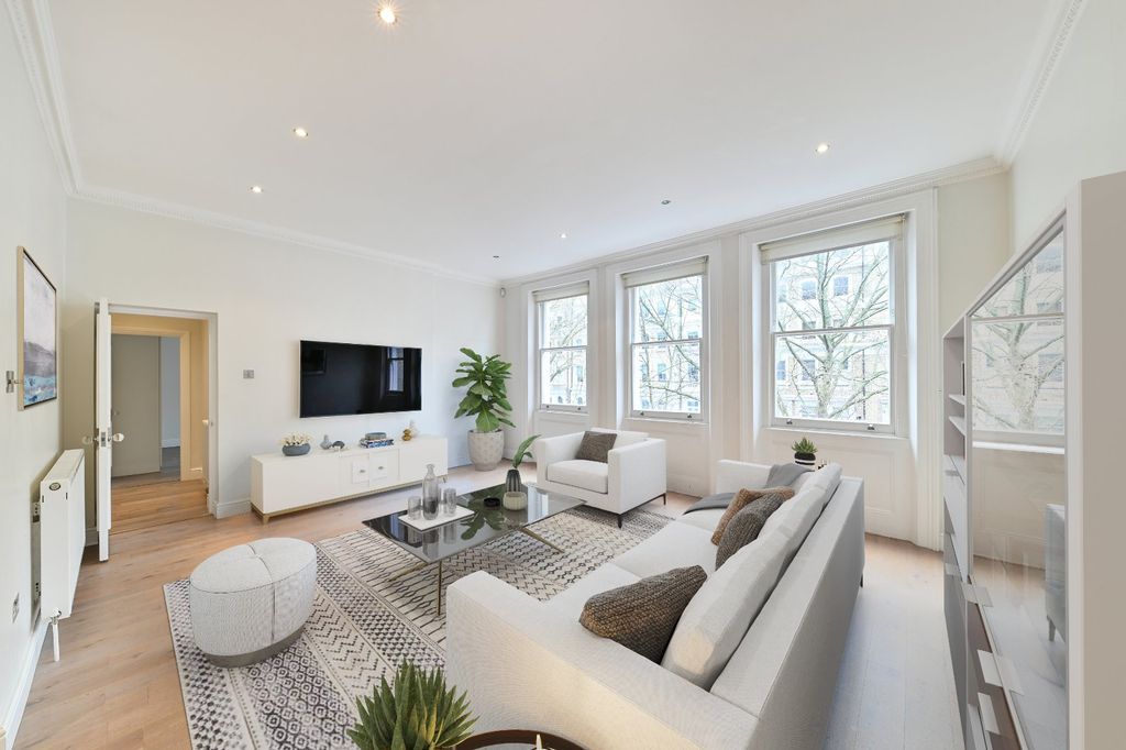 Property photo 1 of 22 Reception Room