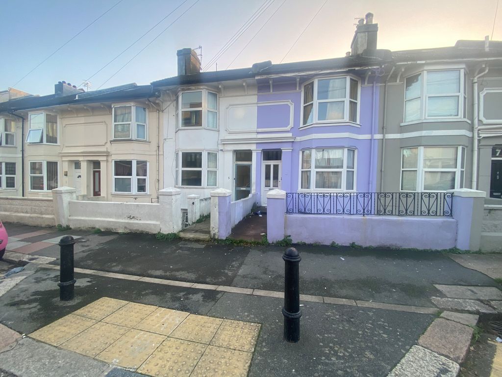Property photo 1 of 7