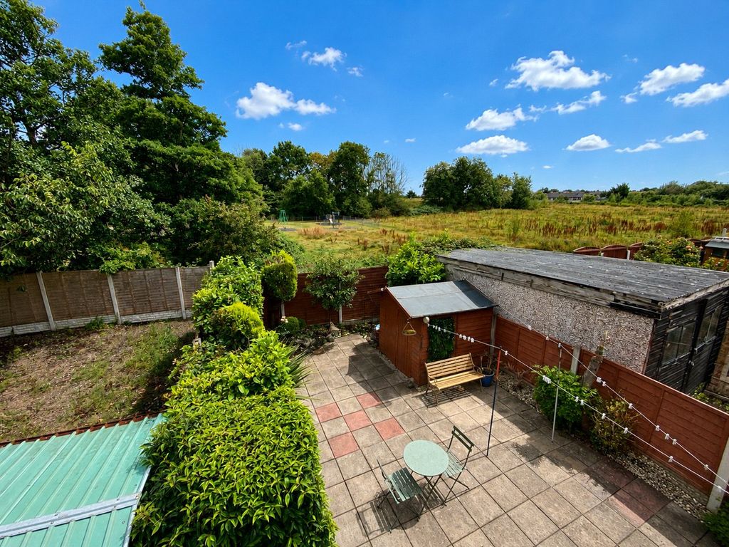 Property photo 2 of 17 Picture No. 13