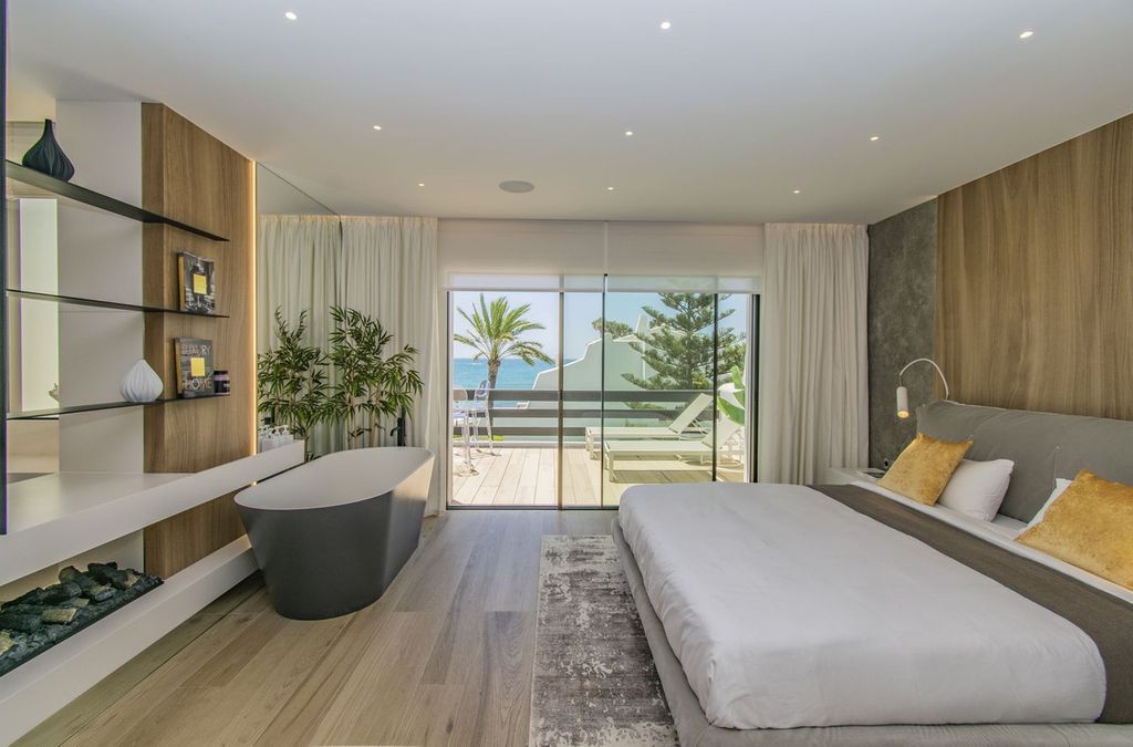 Property photo 3 of 22