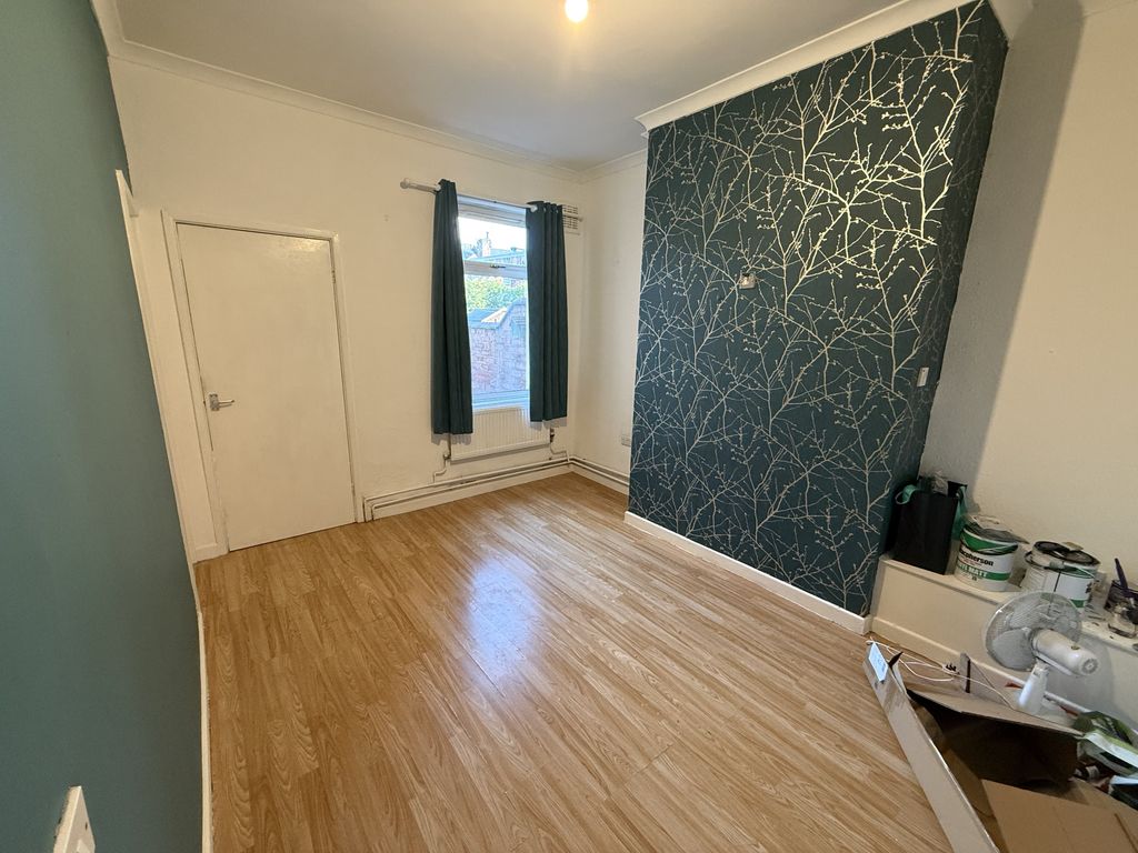 Property photo 3 of 8 Img_8614