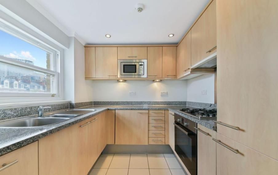 Property photo 2 of 6 206-10 Weymouth Street 1 09.09.Png
