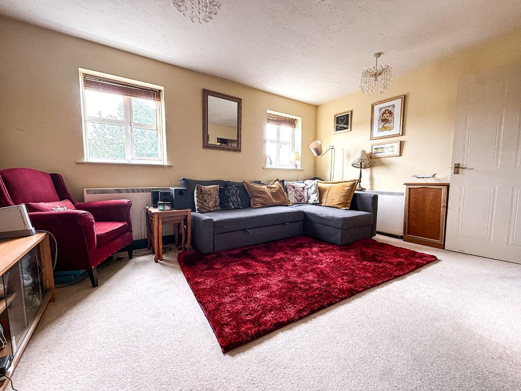Property photo 2 of 10 5152544