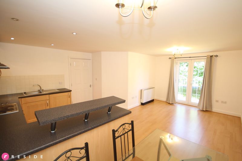 Property photo 3 of 9 Kitchen