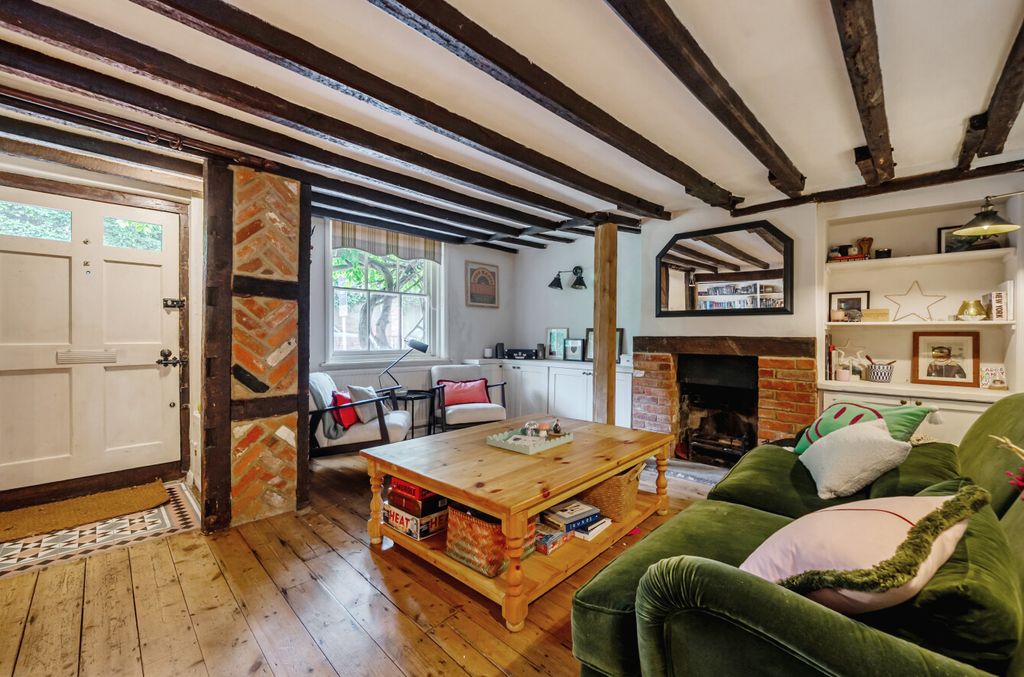 Property photo 2 of 27 1472585-3-6A26F88...