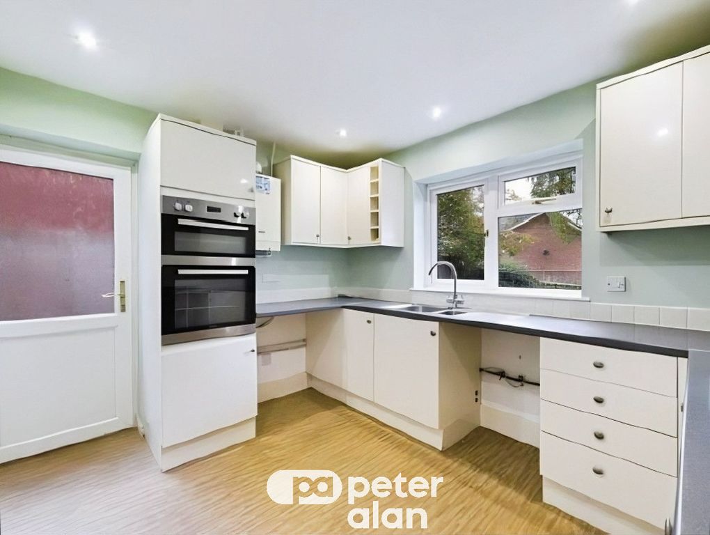 Property photo 3 of 11 Image