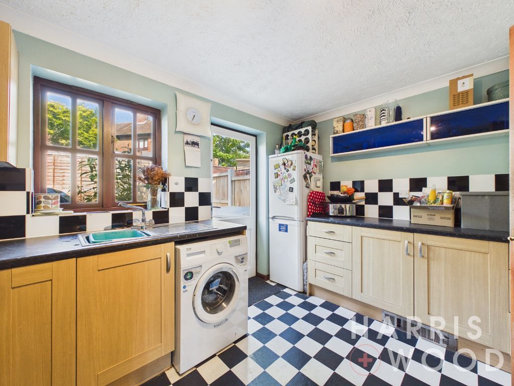 Property photo 2 of 12 5028802