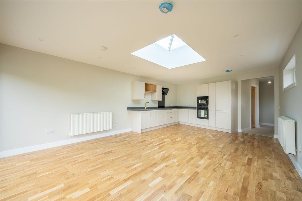 Property photo 3 of 28 Knm0047Cupi Kitchen Lounge (2).Jpg