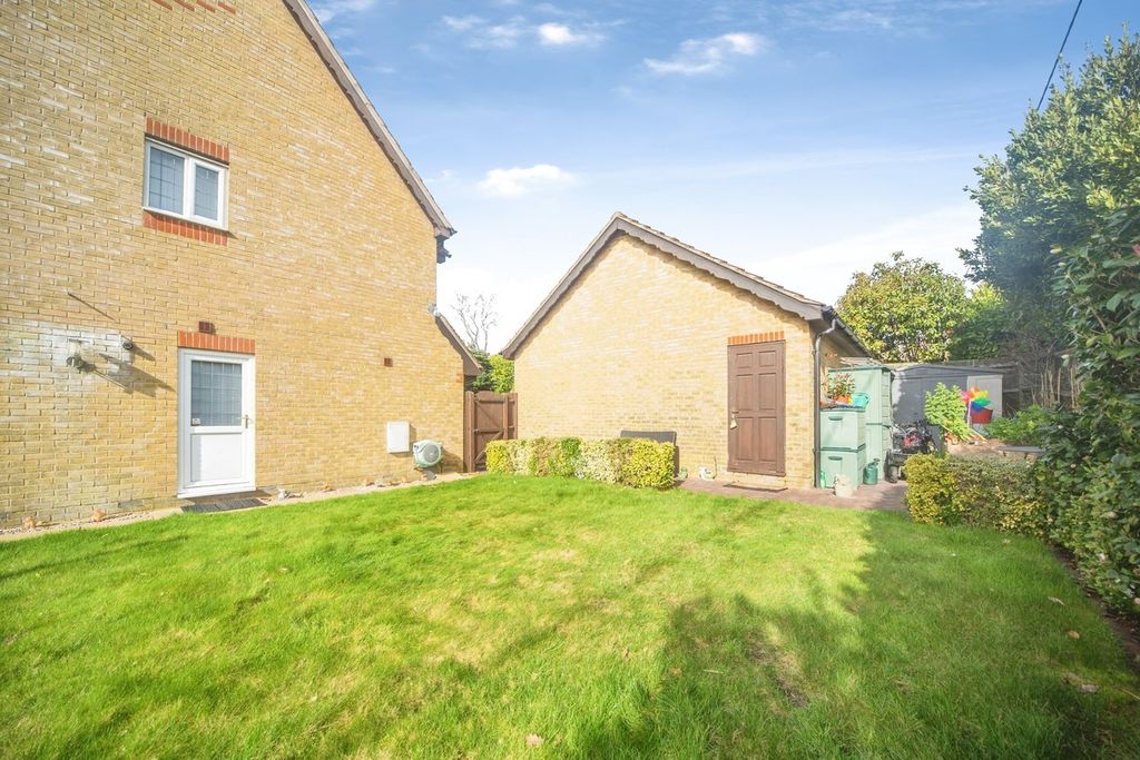 Property photo 2 of 19