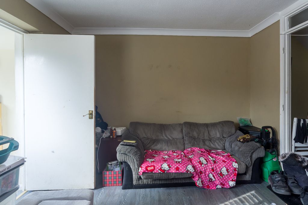 Property photo 3 of 24