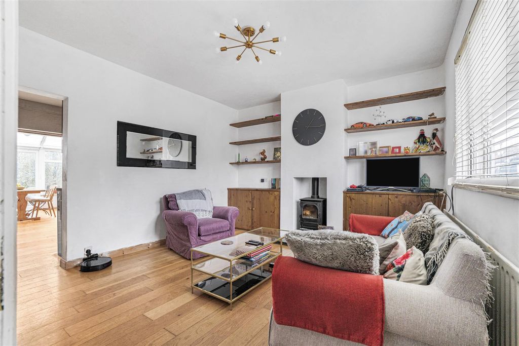 Property photo 2 of 15