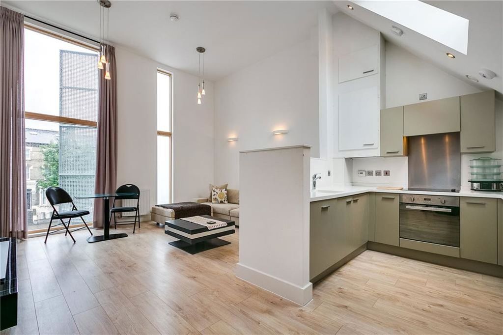 Property photo 1 of 6