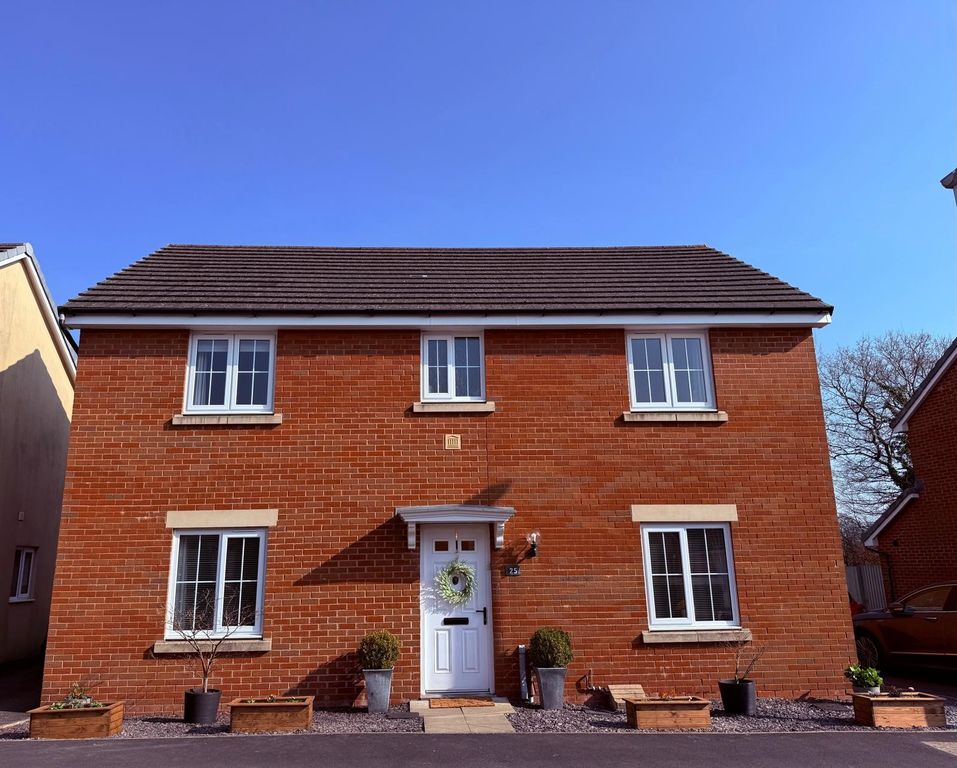 Property photo 1 of 31