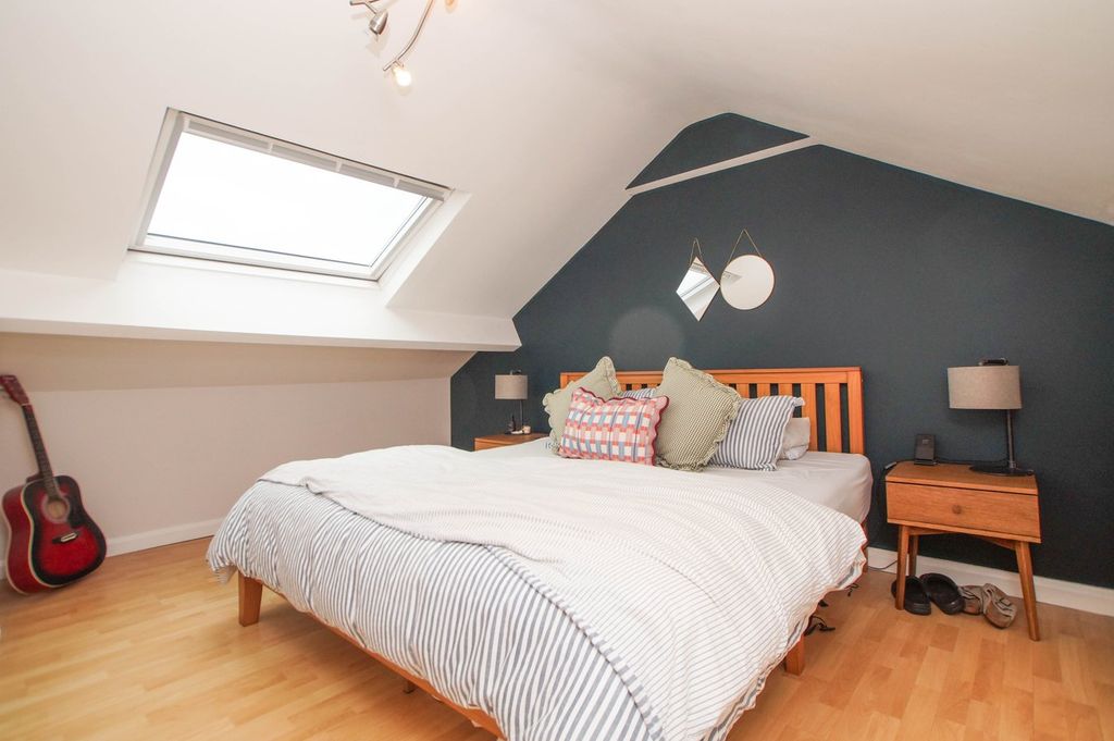 Property photo 3 of 15 Master Bedroom (Loft)