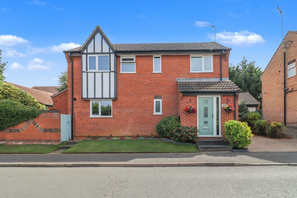 Property photo 1 of 27 4478602