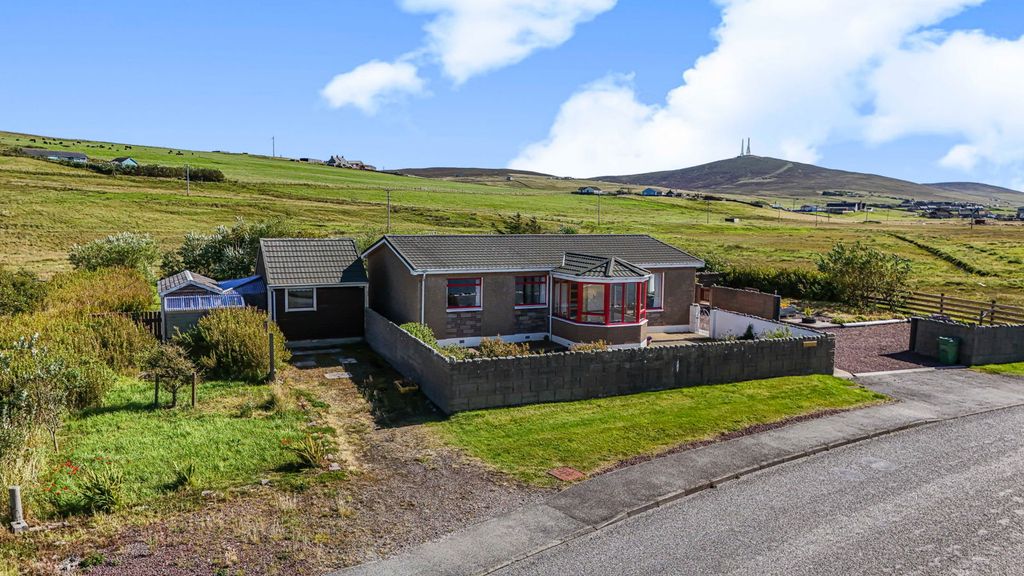 Property photo 2 of 58