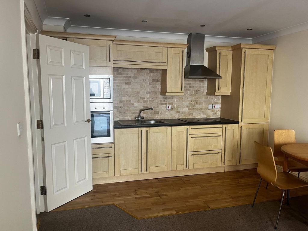 Property photo 2 of 5 Gallery