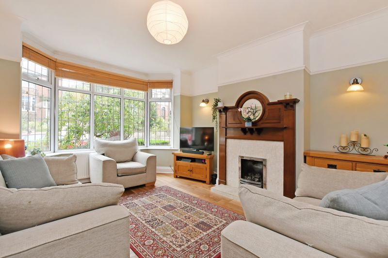Property photo 2 of 36 Living Room