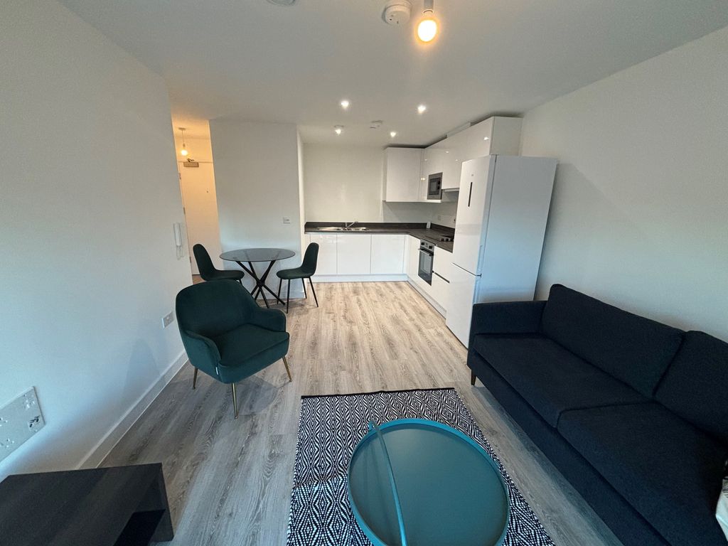 Property photo 3 of 8 Image