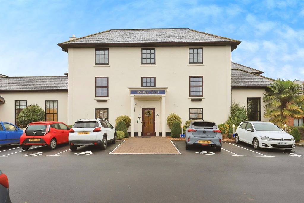 Property photo 1 of 20