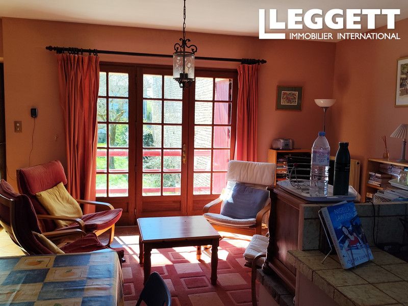 Property photo 2 of 10