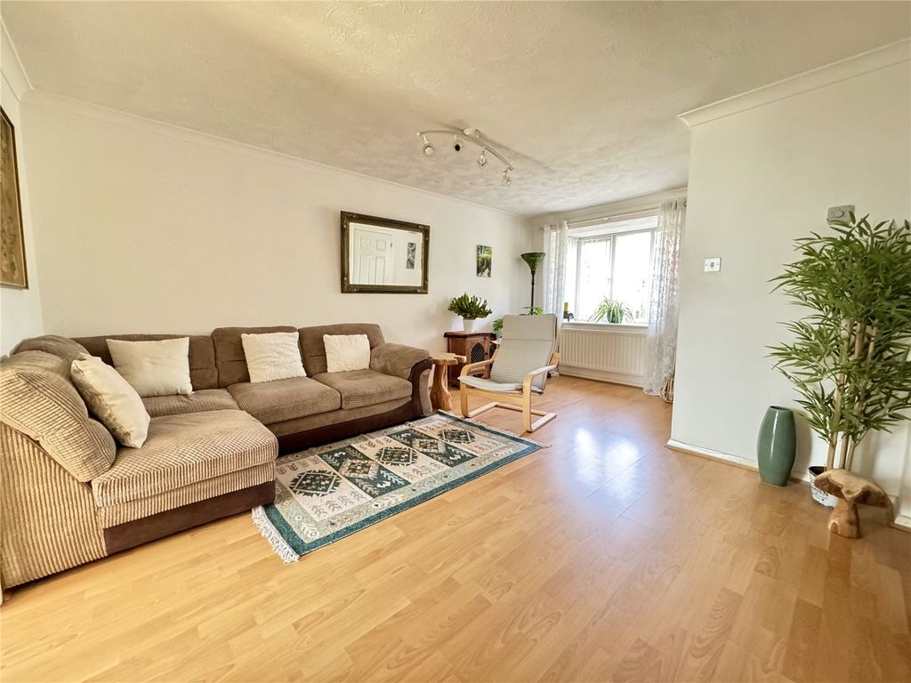 Property photo 3 of 18 Picture No. 28