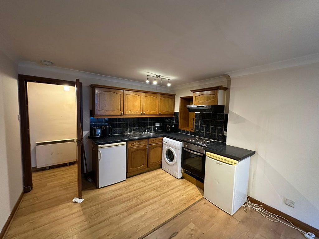 Property photo 3 of 15 Gallery