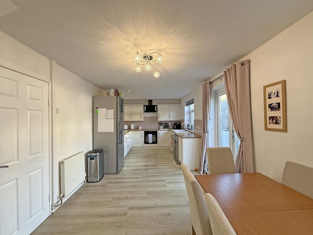Property photo 2 of 20 Dorchester Avenue 129 - Kitchen Front.Jpg