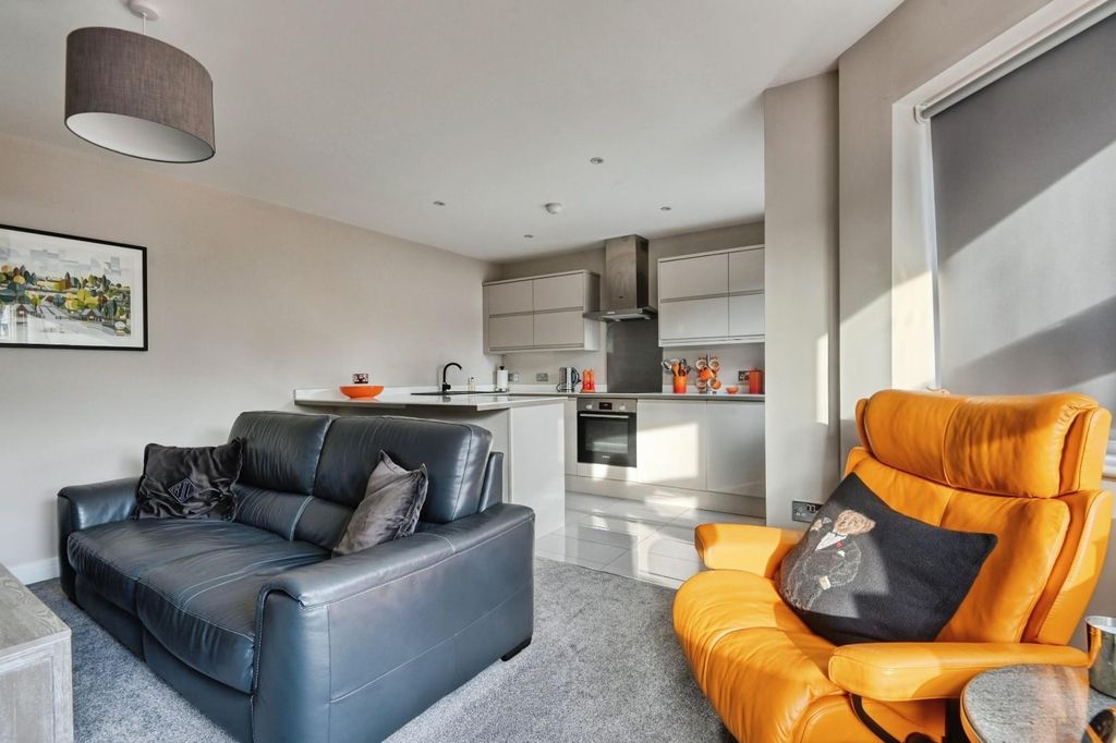 Property photo 3 of 22 3Cam5.Jpg