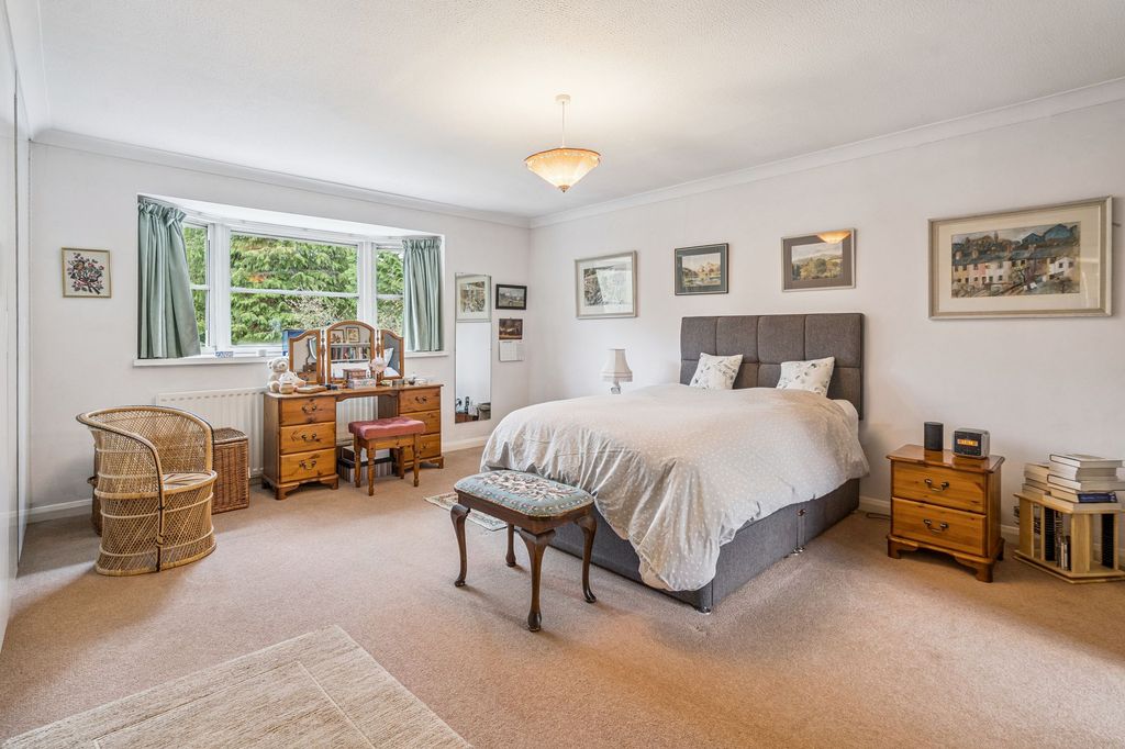 Additional image 16 of 6 bed detached house for saleTemplewood Lane, Farnham Common SL2