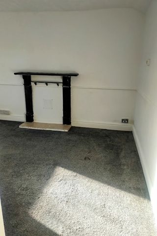 Property photo 2 of 3